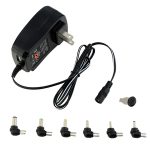 Adaptador Universal con Carga de 30 w RadioShack Puntas Intercambiables